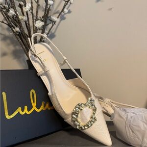 Lulu's Cream and Gold Kitten Heels with Elegant Slingback Design